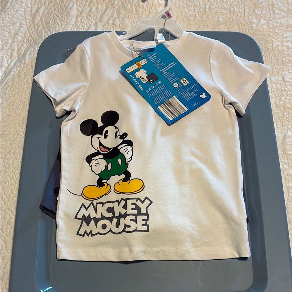 NWT Disney Mickey Boys Set Size XS